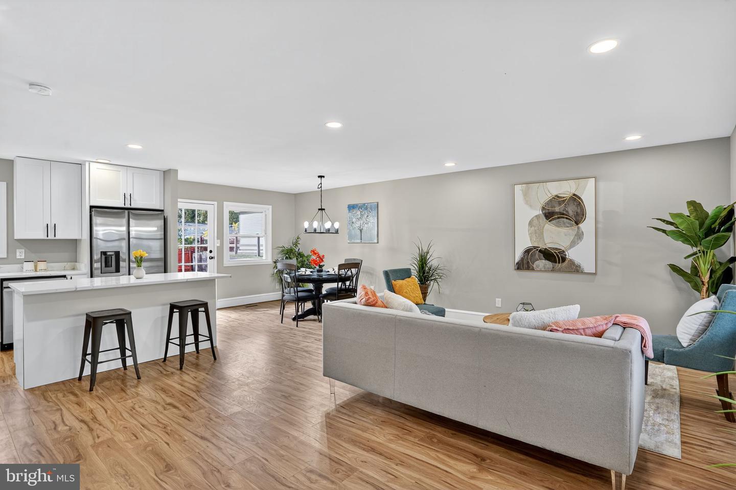 203 N FIR CT, STERLING, Virginia 20164, 4 Bedrooms Bedrooms, ,2 BathroomsBathrooms,Residential,For sale,203 N FIR CT,VALO2110392 MLS # VALO2110392