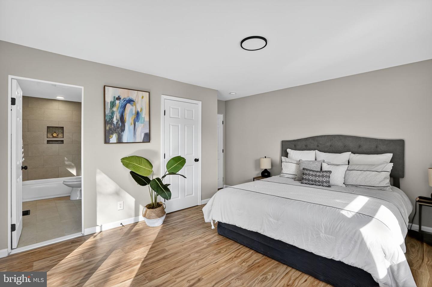 203 N FIR CT, STERLING, Virginia 20164, 4 Bedrooms Bedrooms, ,2 BathroomsBathrooms,Residential,For sale,203 N FIR CT,VALO2110392 MLS # VALO2110392