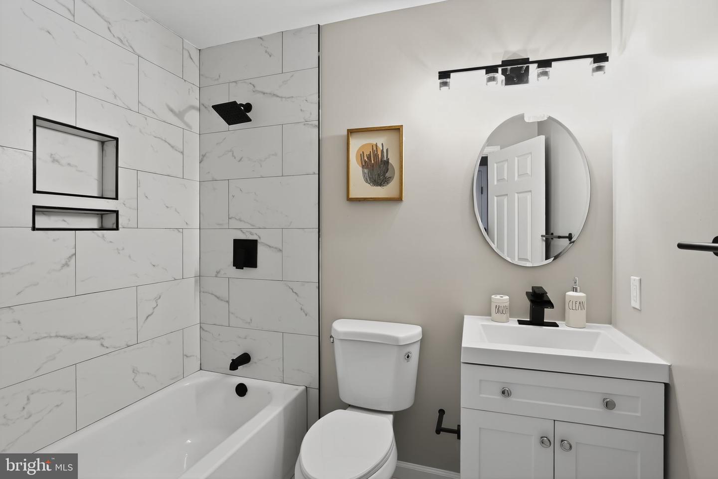 203 N FIR CT, STERLING, Virginia 20164, 4 Bedrooms Bedrooms, ,2 BathroomsBathrooms,Residential,For sale,203 N FIR CT,VALO2110392 MLS # VALO2110392