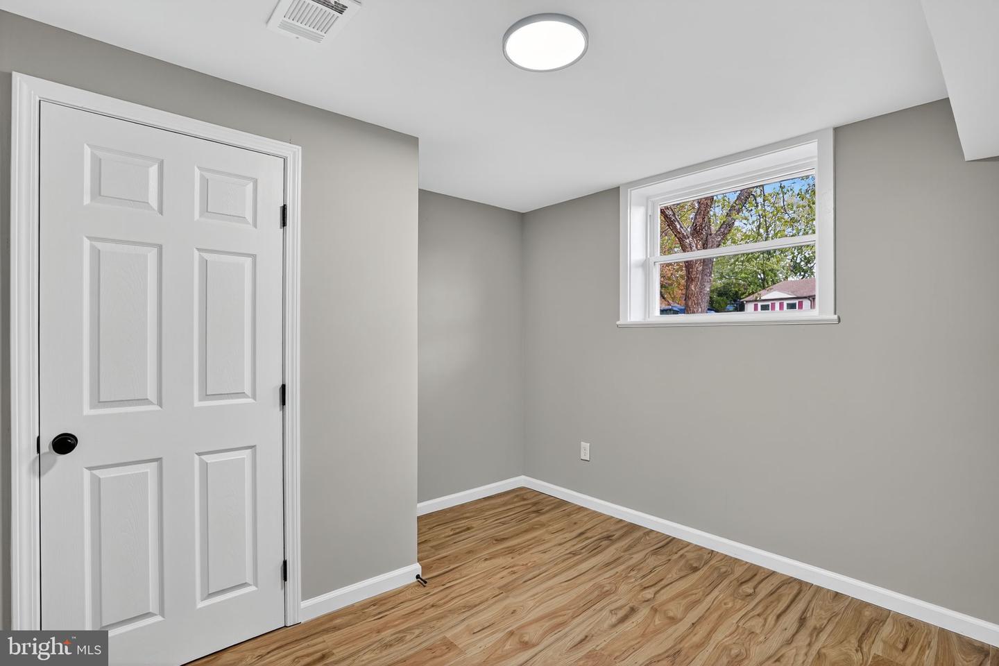 203 N FIR CT, STERLING, Virginia 20164, 4 Bedrooms Bedrooms, ,2 BathroomsBathrooms,Residential,For sale,203 N FIR CT,VALO2110392 MLS # VALO2110392