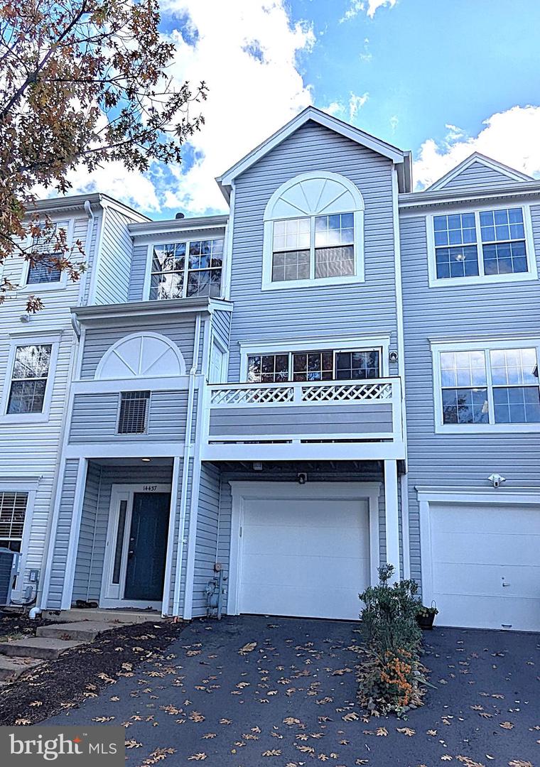 14437 GLENCREST CIR #129, CENTREVILLE, Virginia 20120, 3 Bedrooms Bedrooms, ,2 BathroomsBathrooms,Residential,For sale,14437 GLENCREST CIR #129,VAFX2277368 MLS # VAFX2277368 14437 GLENCREST CIR #129, CENTREVILLE, Virginia 20120, 3 Bedrooms Bedrooms, ,2 BathroomsBathrooms,Residential,For sale,14437 GLENCREST CIR #129,VAFX2277368 MLS # VAFX2277368