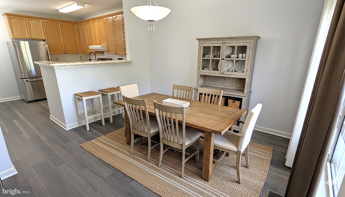 14437 GLENCREST CIR #129, CENTREVILLE, Virginia 20120, 3 Bedrooms Bedrooms, ,2 BathroomsBathrooms,Residential,For sale,14437 GLENCREST CIR #129,VAFX2277368 MLS # VAFX2277368 14437 GLENCREST CIR #129, CENTREVILLE, Virginia 20120, 3 Bedrooms Bedrooms, ,2 BathroomsBathrooms,Residential,For sale,14437 GLENCREST CIR #129,VAFX2277368 MLS # VAFX2277368