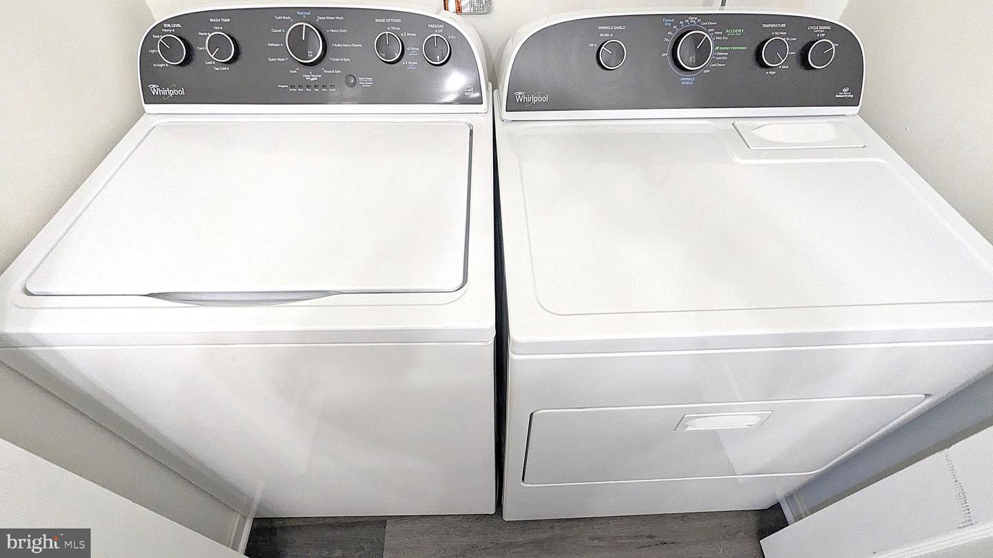 14437 GLENCREST CIR #129, CENTREVILLE, Virginia 20120, 3 Bedrooms Bedrooms, ,2 BathroomsBathrooms,Residential,For sale,14437 GLENCREST CIR #129,VAFX2277368 MLS # VAFX2277368 14437 GLENCREST CIR #129, CENTREVILLE, Virginia 20120, 3 Bedrooms Bedrooms, ,2 BathroomsBathrooms,Residential,For sale,14437 GLENCREST CIR #129,VAFX2277368 MLS # VAFX2277368