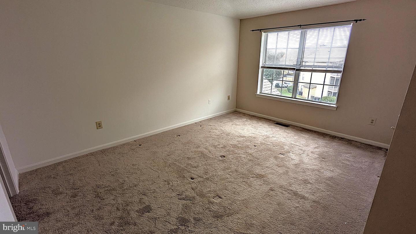 14437 GLENCREST CIR #129, CENTREVILLE, Virginia 20120, 3 Bedrooms Bedrooms, ,2 BathroomsBathrooms,Residential,For sale,14437 GLENCREST CIR #129,VAFX2277368 MLS # VAFX2277368 14437 GLENCREST CIR #129, CENTREVILLE, Virginia 20120, 3 Bedrooms Bedrooms, ,2 BathroomsBathrooms,Residential,For sale,14437 GLENCREST CIR #129,VAFX2277368 MLS # VAFX2277368