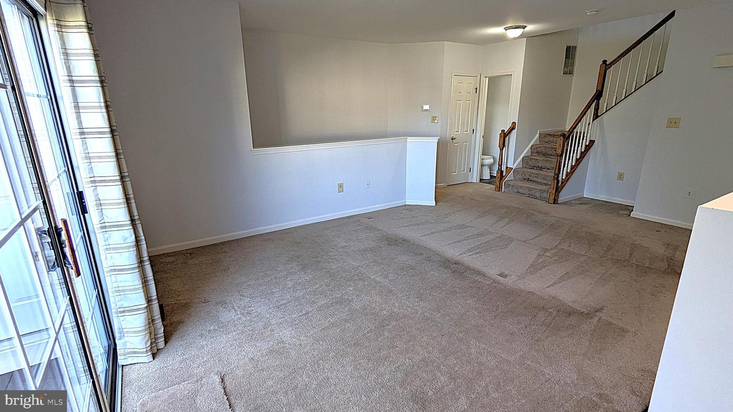 14437 GLENCREST CIR #129, CENTREVILLE, Virginia 20120, 3 Bedrooms Bedrooms, ,2 BathroomsBathrooms,Residential,For sale,14437 GLENCREST CIR #129,VAFX2277368 MLS # VAFX2277368 14437 GLENCREST CIR #129, CENTREVILLE, Virginia 20120, 3 Bedrooms Bedrooms, ,2 BathroomsBathrooms,Residential,For sale,14437 GLENCREST CIR #129,VAFX2277368 MLS # VAFX2277368