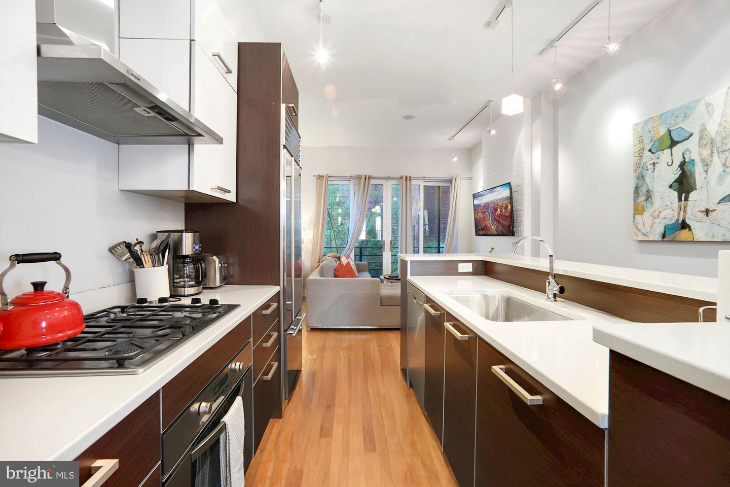 1538 SWANN ST NW, WASHINGTON, District Of Columbia 20009, 4 Bedrooms Bedrooms, ,4 BathroomsBathrooms,Residential,For sale,1538 SWANN ST NW,DCDC2230094 MLS # DCDC2230094