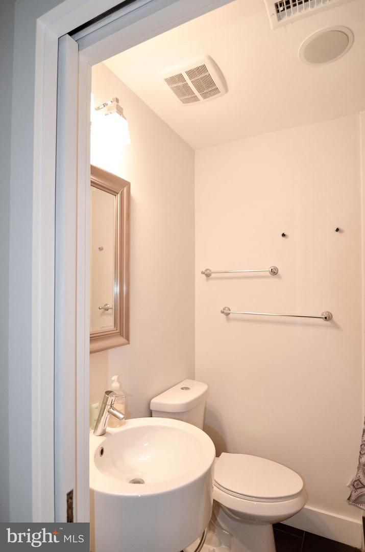 1538 SWANN ST NW, WASHINGTON, District Of Columbia 20009, 4 Bedrooms Bedrooms, ,4 BathroomsBathrooms,Residential,For sale,1538 SWANN ST NW,DCDC2230094 MLS # DCDC2230094