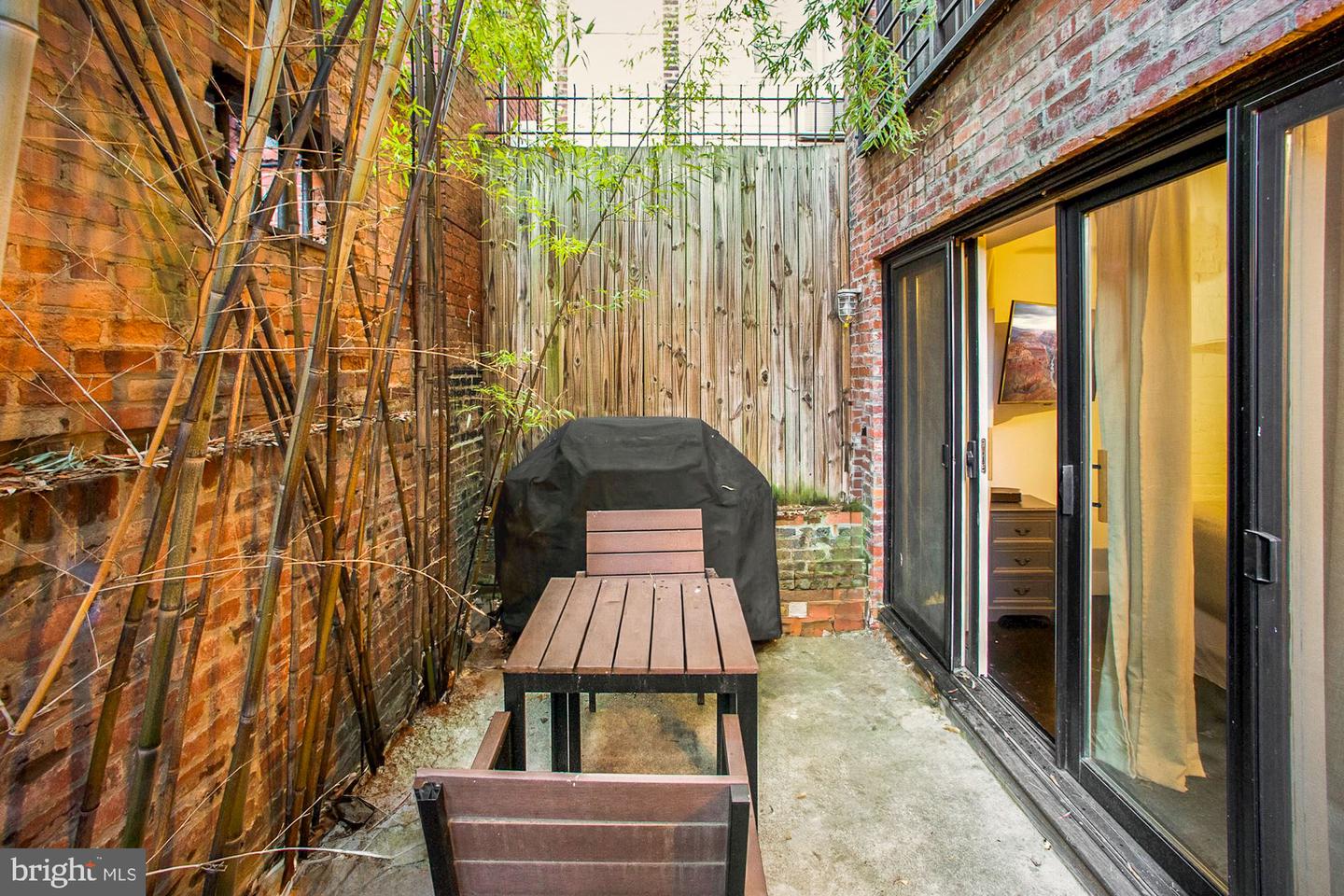 1538 SWANN ST NW, WASHINGTON, District Of Columbia 20009, 4 Bedrooms Bedrooms, ,4 BathroomsBathrooms,Residential,For sale,1538 SWANN ST NW,DCDC2230094 MLS # DCDC2230094