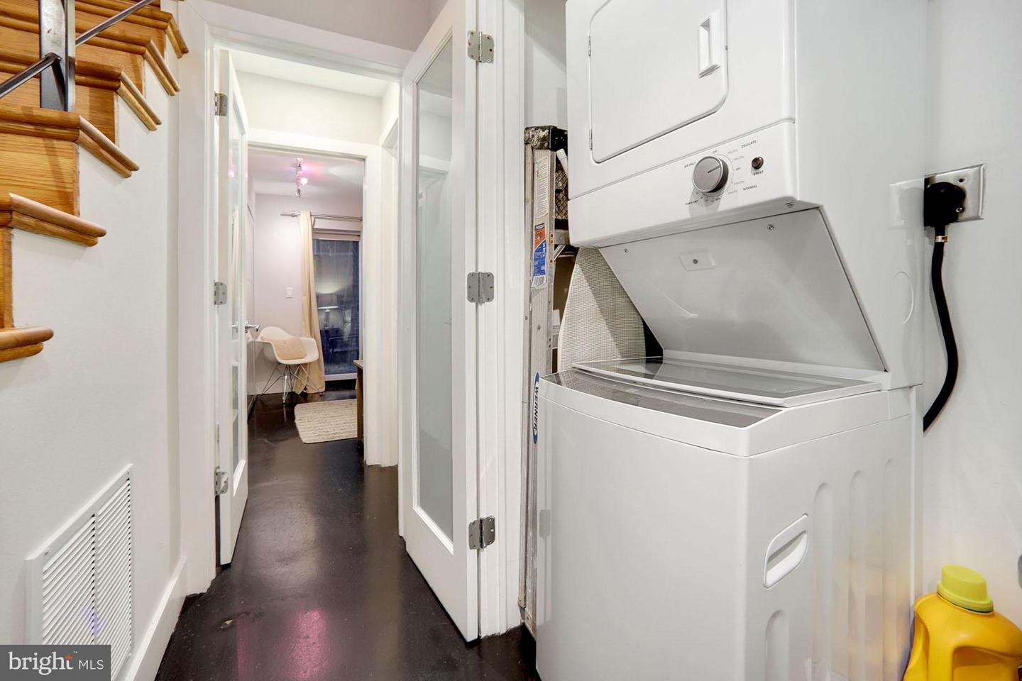 1538 SWANN ST NW, WASHINGTON, District Of Columbia 20009, 4 Bedrooms Bedrooms, ,4 BathroomsBathrooms,Residential,For sale,1538 SWANN ST NW,DCDC2230094 MLS # DCDC2230094