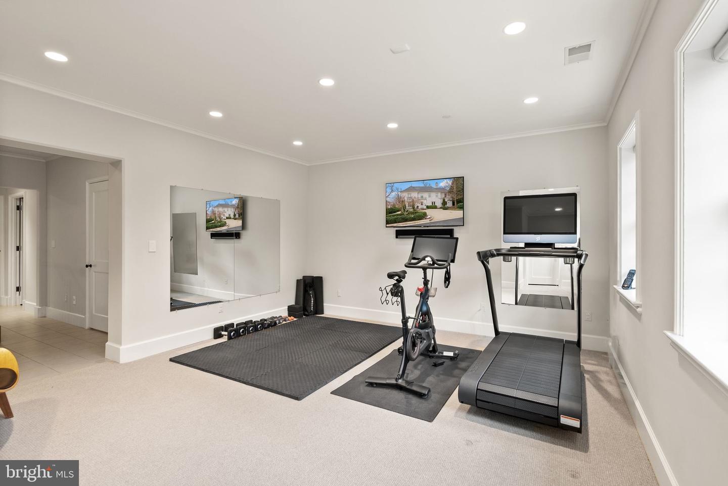 2101 FOXHALL RD NW, WASHINGTON, District Of Columbia 20007, 6 Bedrooms Bedrooms, ,5 BathroomsBathrooms,Residential,For sale,2101 FOXHALL RD NW,DCDC2230130 MLS # DCDC2230130 2101 FOXHALL RD NW, WASHINGTON, District Of Columbia 20007, 6 Bedrooms Bedrooms, ,5 BathroomsBathrooms,Residential,For sale,2101 FOXHALL RD NW,DCDC2230130 MLS # DCDC2230130