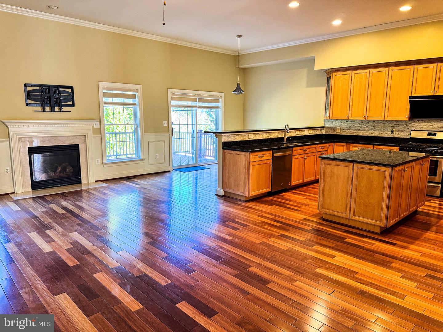 6403 VELLIETY LN, SPRINGFIELD, Virginia 22152, 4 Bedrooms Bedrooms, ,3 BathroomsBathrooms,Residential,For sale,6403 VELLIETY LN,VAFX2277420 MLS # VAFX2277420 6403 VELLIETY LN, SPRINGFIELD, Virginia 22152, 4 Bedrooms Bedrooms, ,3 BathroomsBathrooms,Residential,For sale,6403 VELLIETY LN,VAFX2277420 MLS # VAFX2277420