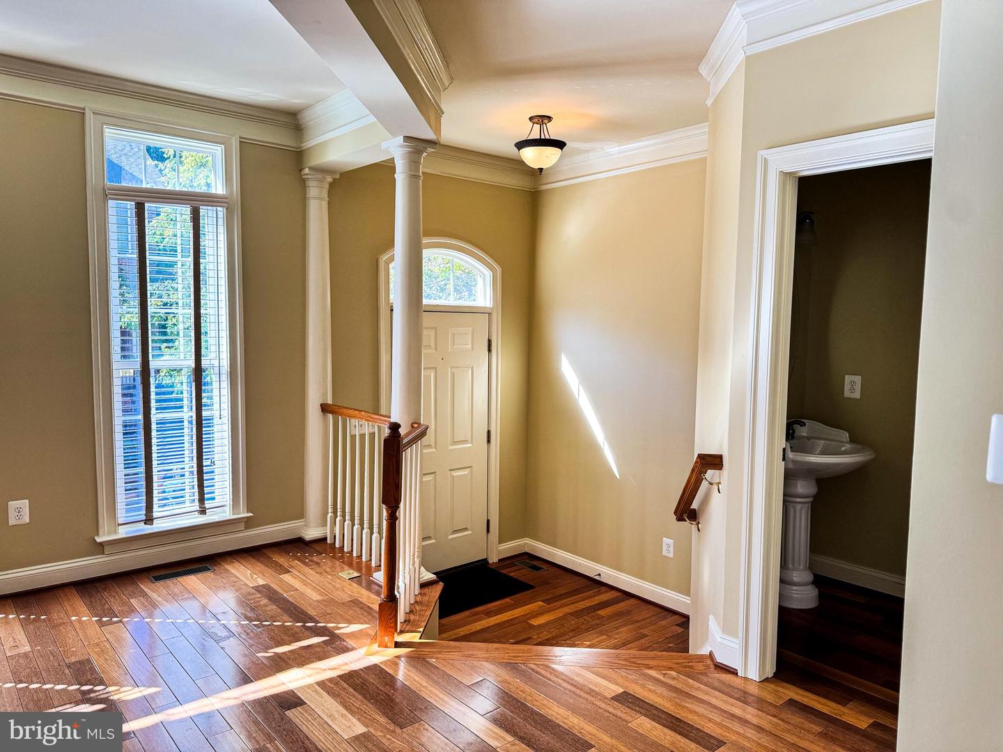 6403 VELLIETY LN, SPRINGFIELD, Virginia 22152, 4 Bedrooms Bedrooms, ,3 BathroomsBathrooms,Residential,For sale,6403 VELLIETY LN,VAFX2277420 MLS # VAFX2277420 6403 VELLIETY LN, SPRINGFIELD, Virginia 22152, 4 Bedrooms Bedrooms, ,3 BathroomsBathrooms,Residential,For sale,6403 VELLIETY LN,VAFX2277420 MLS # VAFX2277420