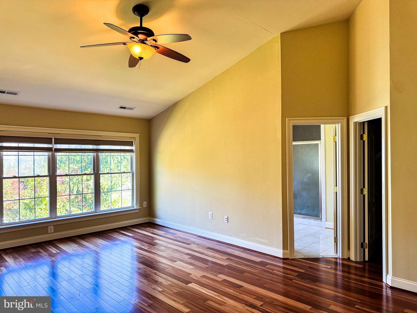 6403 VELLIETY LN, SPRINGFIELD, Virginia 22152, 4 Bedrooms Bedrooms, ,3 BathroomsBathrooms,Residential,For sale,6403 VELLIETY LN,VAFX2277420 MLS # VAFX2277420 6403 VELLIETY LN, SPRINGFIELD, Virginia 22152, 4 Bedrooms Bedrooms, ,3 BathroomsBathrooms,Residential,For sale,6403 VELLIETY LN,VAFX2277420 MLS # VAFX2277420