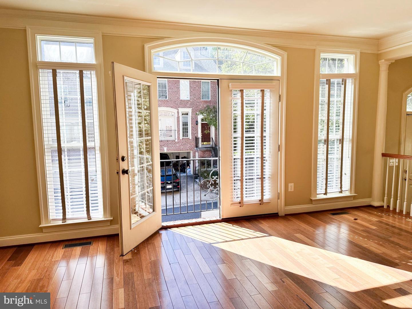 6403 VELLIETY LN, SPRINGFIELD, Virginia 22152, 4 Bedrooms Bedrooms, ,3 BathroomsBathrooms,Residential,For sale,6403 VELLIETY LN,VAFX2277420 MLS # VAFX2277420 6403 VELLIETY LN, SPRINGFIELD, Virginia 22152, 4 Bedrooms Bedrooms, ,3 BathroomsBathrooms,Residential,For sale,6403 VELLIETY LN,VAFX2277420 MLS # VAFX2277420