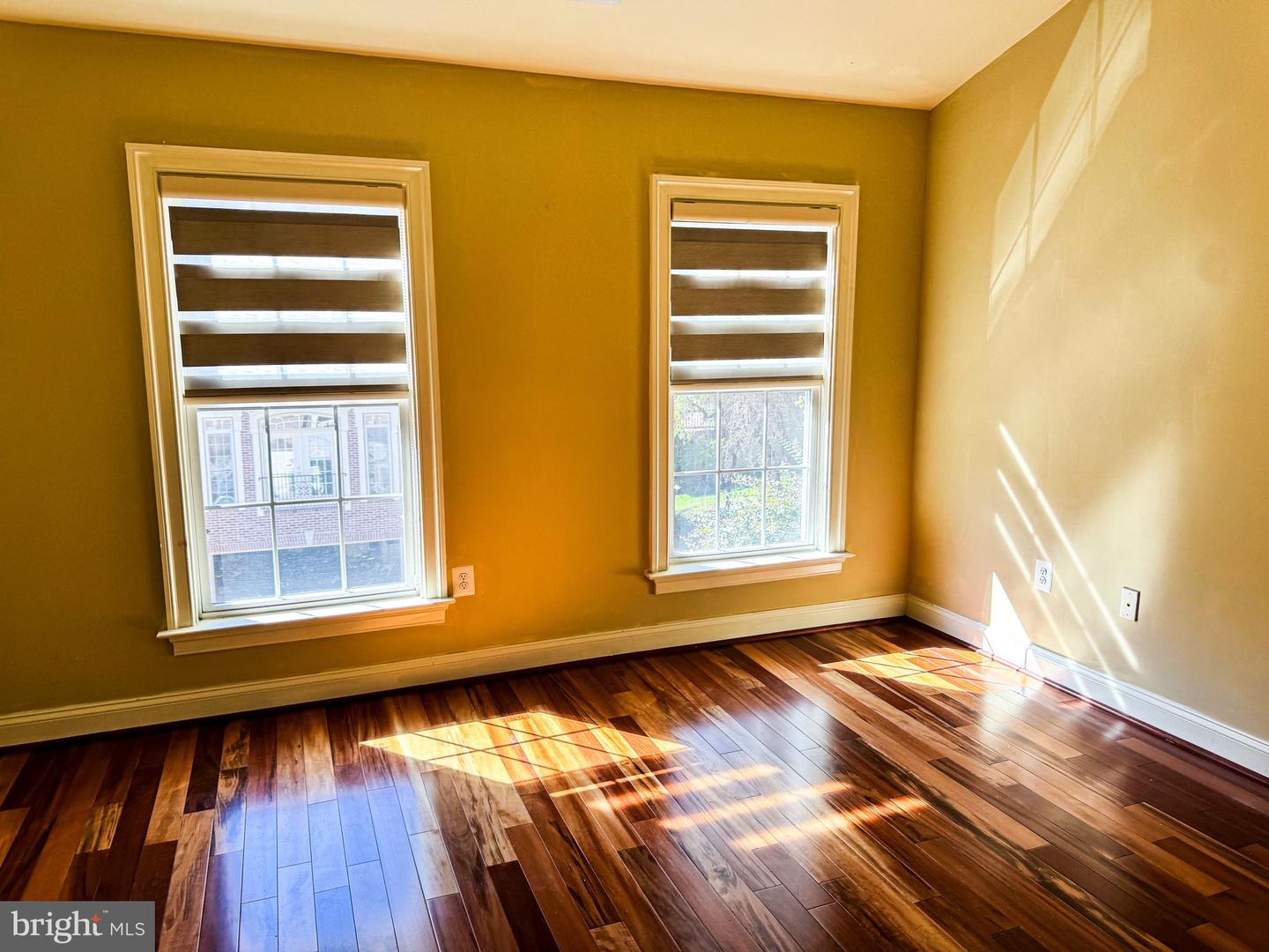 6403 VELLIETY LN, SPRINGFIELD, Virginia 22152, 4 Bedrooms Bedrooms, ,3 BathroomsBathrooms,Residential,For sale,6403 VELLIETY LN,VAFX2277420 MLS # VAFX2277420 6403 VELLIETY LN, SPRINGFIELD, Virginia 22152, 4 Bedrooms Bedrooms, ,3 BathroomsBathrooms,Residential,For sale,6403 VELLIETY LN,VAFX2277420 MLS # VAFX2277420