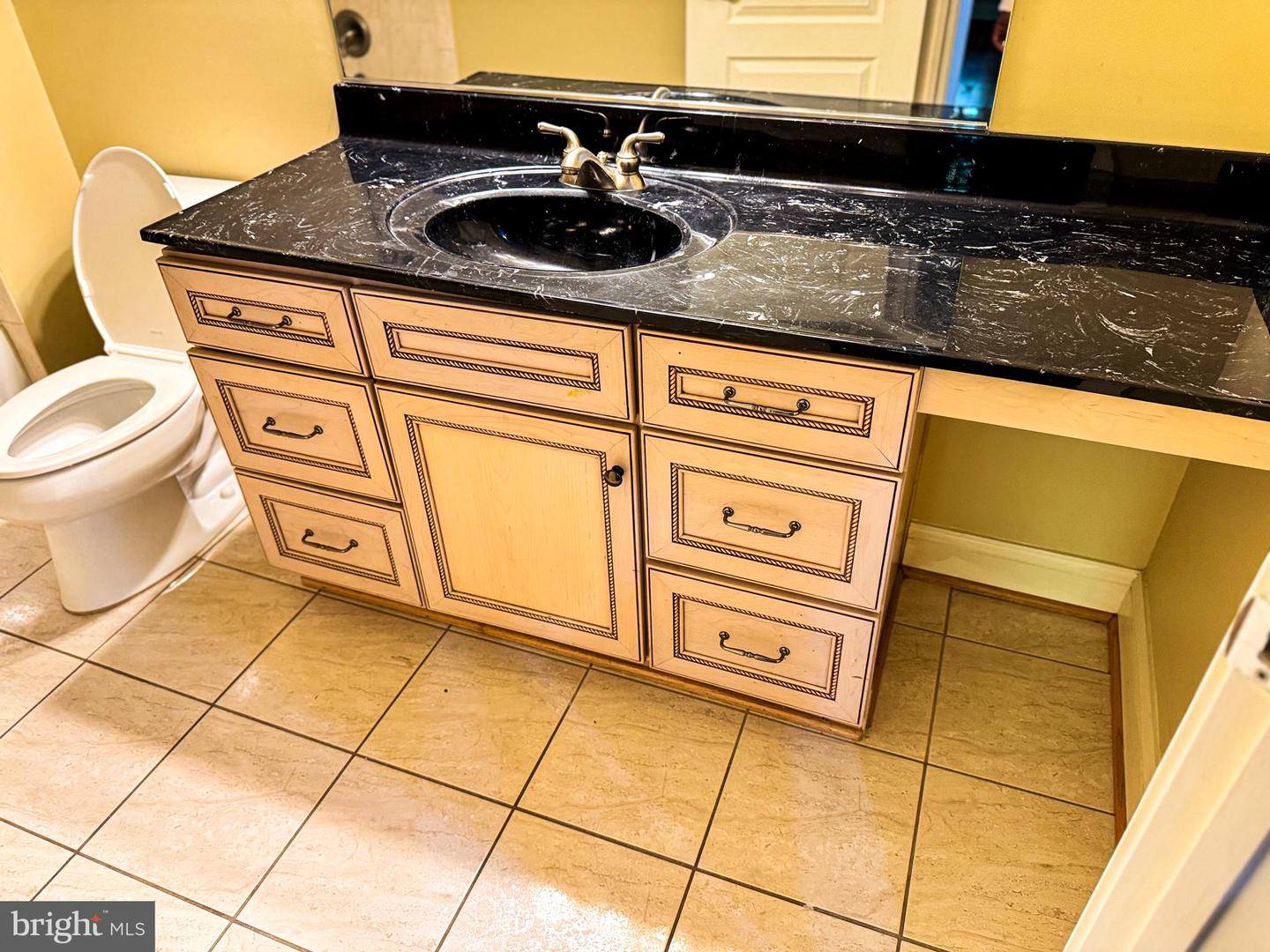 6403 VELLIETY LN, SPRINGFIELD, Virginia 22152, 4 Bedrooms Bedrooms, ,3 BathroomsBathrooms,Residential,For sale,6403 VELLIETY LN,VAFX2277420 MLS # VAFX2277420 6403 VELLIETY LN, SPRINGFIELD, Virginia 22152, 4 Bedrooms Bedrooms, ,3 BathroomsBathrooms,Residential,For sale,6403 VELLIETY LN,VAFX2277420 MLS # VAFX2277420