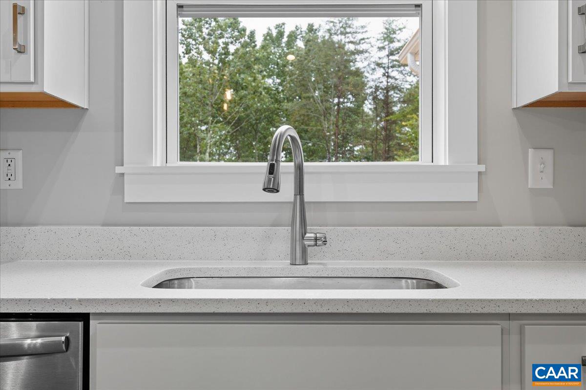 1646 JERUSALEM CHURCH RD, SCOTTSVILLE, Virginia 23921, 4 Bedrooms Bedrooms, ,2 BathroomsBathrooms,Residential,For sale,1646 JERUSALEM CHURCH RD,670669 MLS # 670669