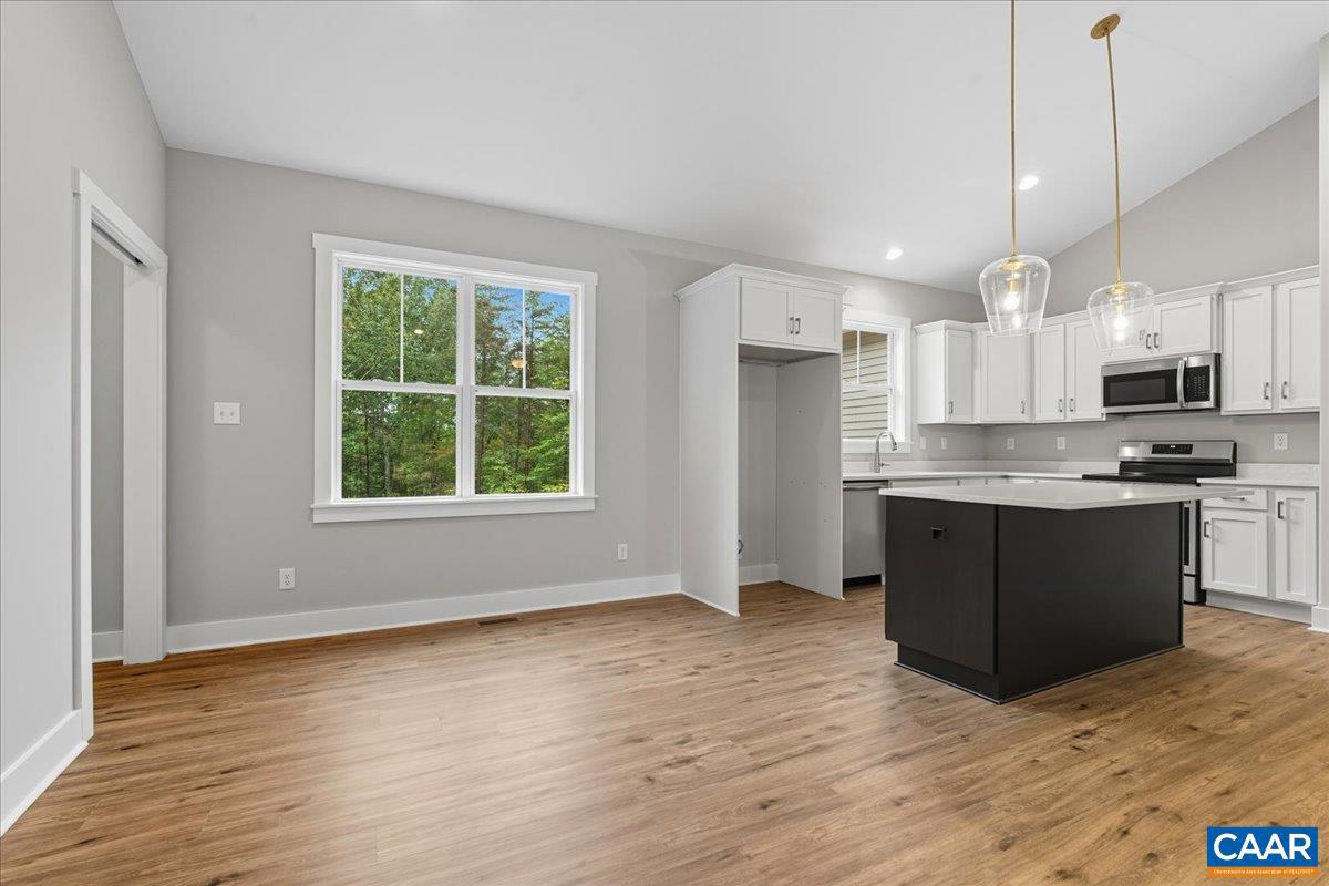 1646 JERUSALEM CHURCH RD, SCOTTSVILLE, Virginia 23921, 4 Bedrooms Bedrooms, ,2 BathroomsBathrooms,Residential,For sale,1646 JERUSALEM CHURCH RD,670669 MLS # 670669