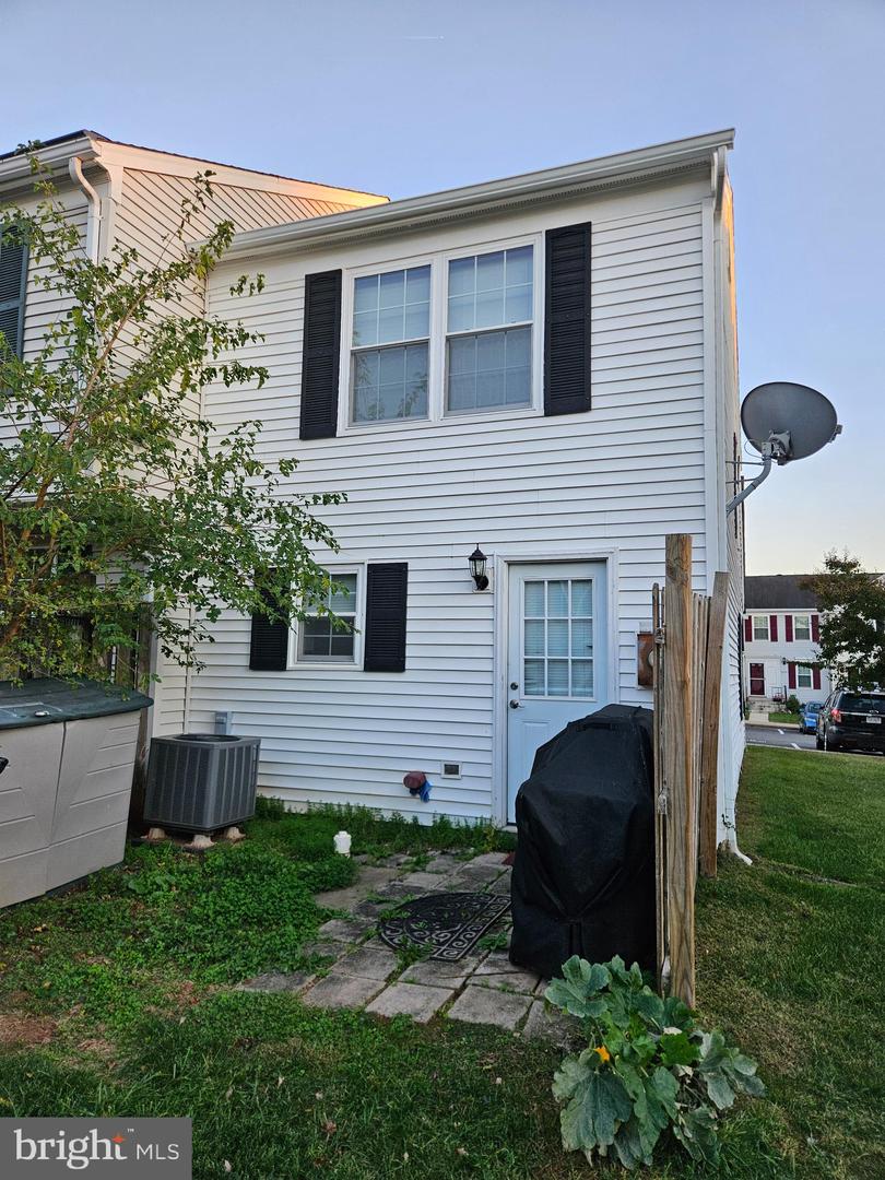 8317 GEORGIAN CT, MANASSAS, Virginia 20110, 2 Bedrooms Bedrooms, ,1 BathroomBathrooms,Residential,For sale,8317 GEORGIAN CT,VAMN2009626 MLS # VAMN2009626