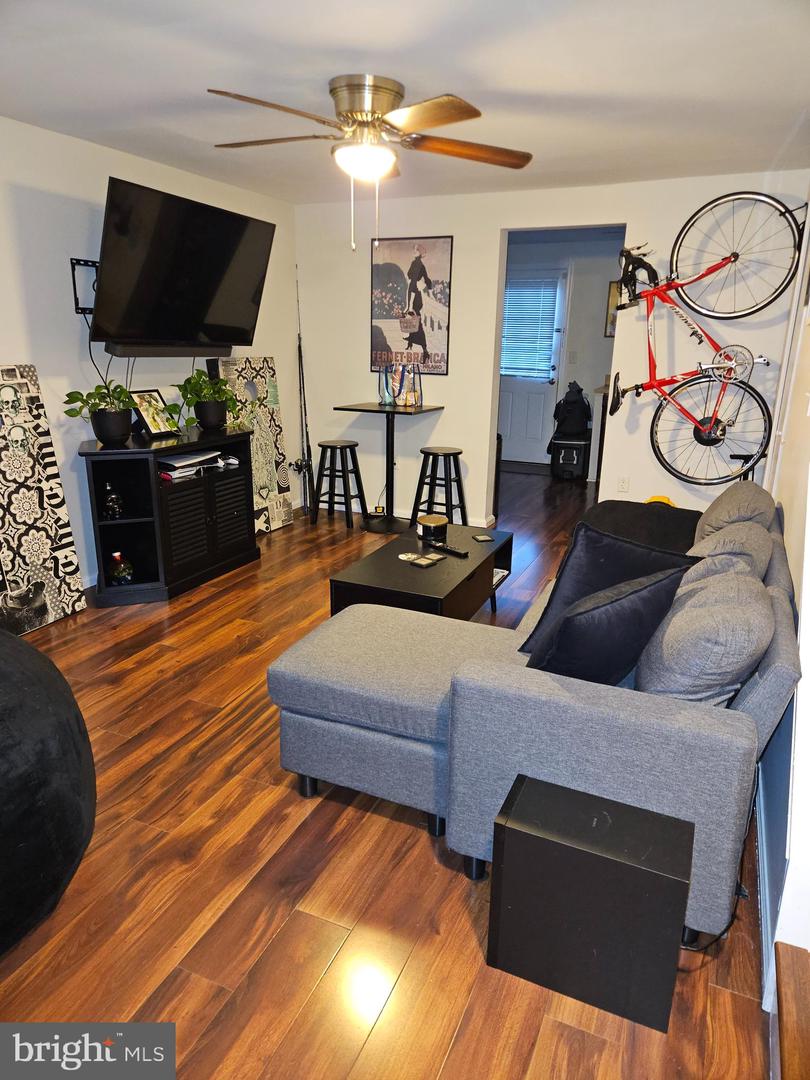 8317 GEORGIAN CT, MANASSAS, Virginia 20110, 2 Bedrooms Bedrooms, ,1 BathroomBathrooms,Residential,For sale,8317 GEORGIAN CT,VAMN2009626 MLS # VAMN2009626