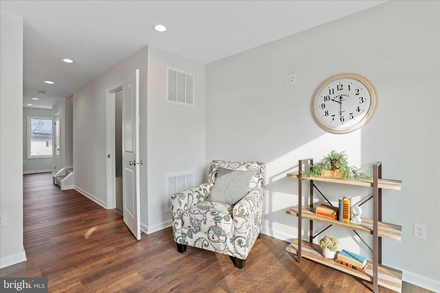 330 W 11TH, FRONT ROYAL, Virginia 22630, 3 Bedrooms Bedrooms, ,3 BathroomsBathrooms,Residential,For sale,330 W 11TH,VAWR2012696 MLS # VAWR2012696