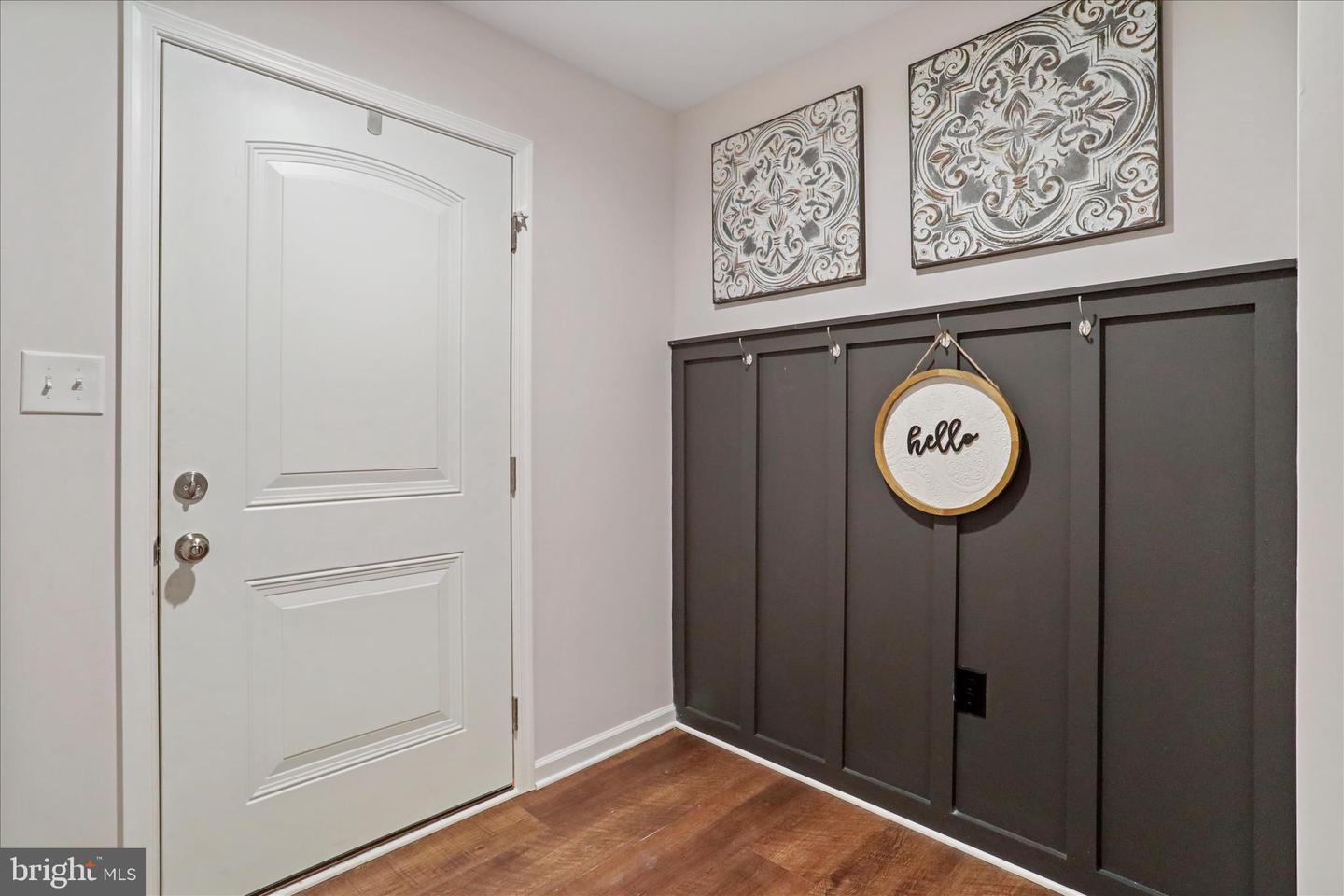 330 W 11TH, FRONT ROYAL, Virginia 22630, 3 Bedrooms Bedrooms, ,3 BathroomsBathrooms,Residential,For sale,330 W 11TH,VAWR2012696 MLS # VAWR2012696