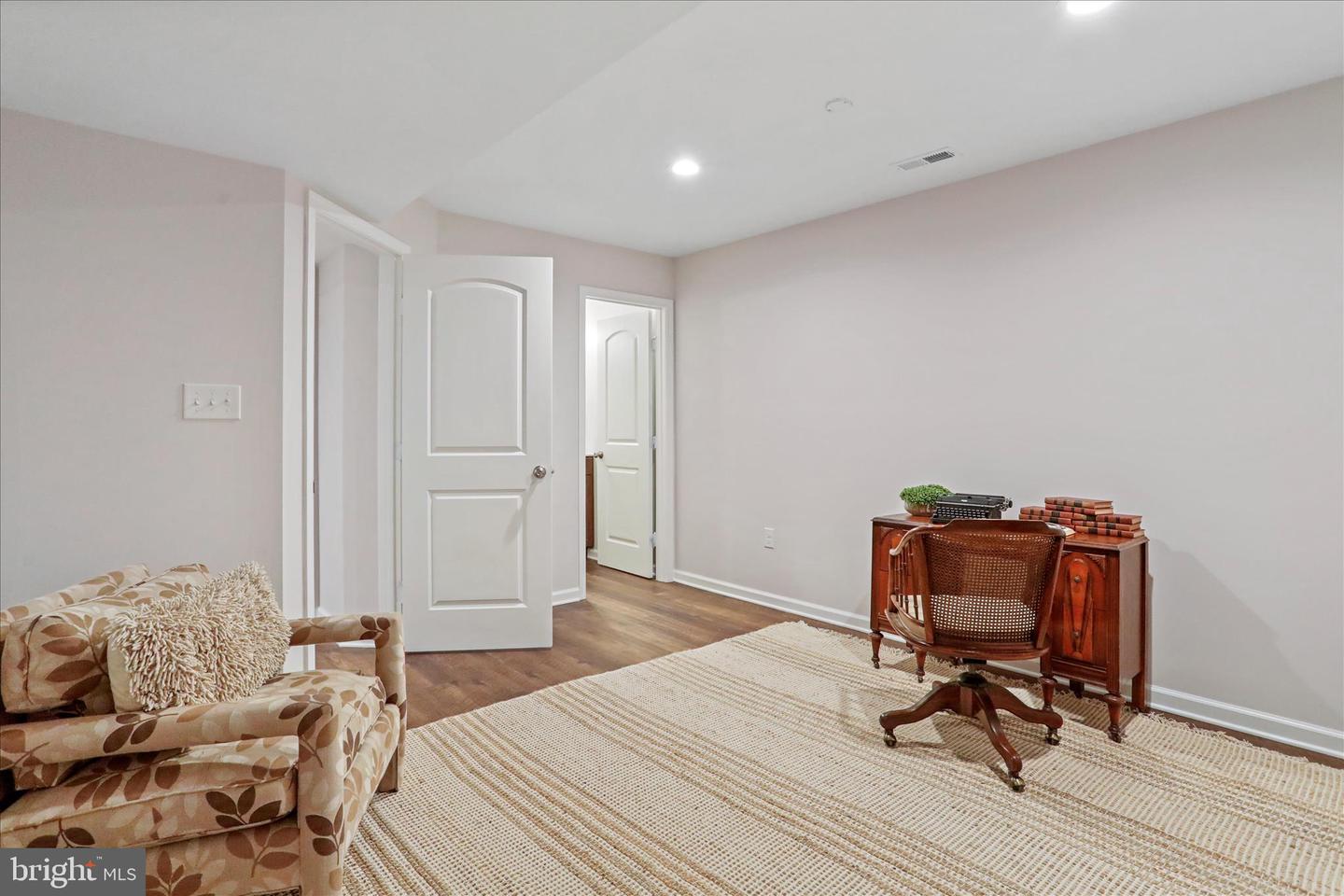 330 W 11TH, FRONT ROYAL, Virginia 22630, 3 Bedrooms Bedrooms, ,3 BathroomsBathrooms,Residential,For sale,330 W 11TH,VAWR2012696 MLS # VAWR2012696