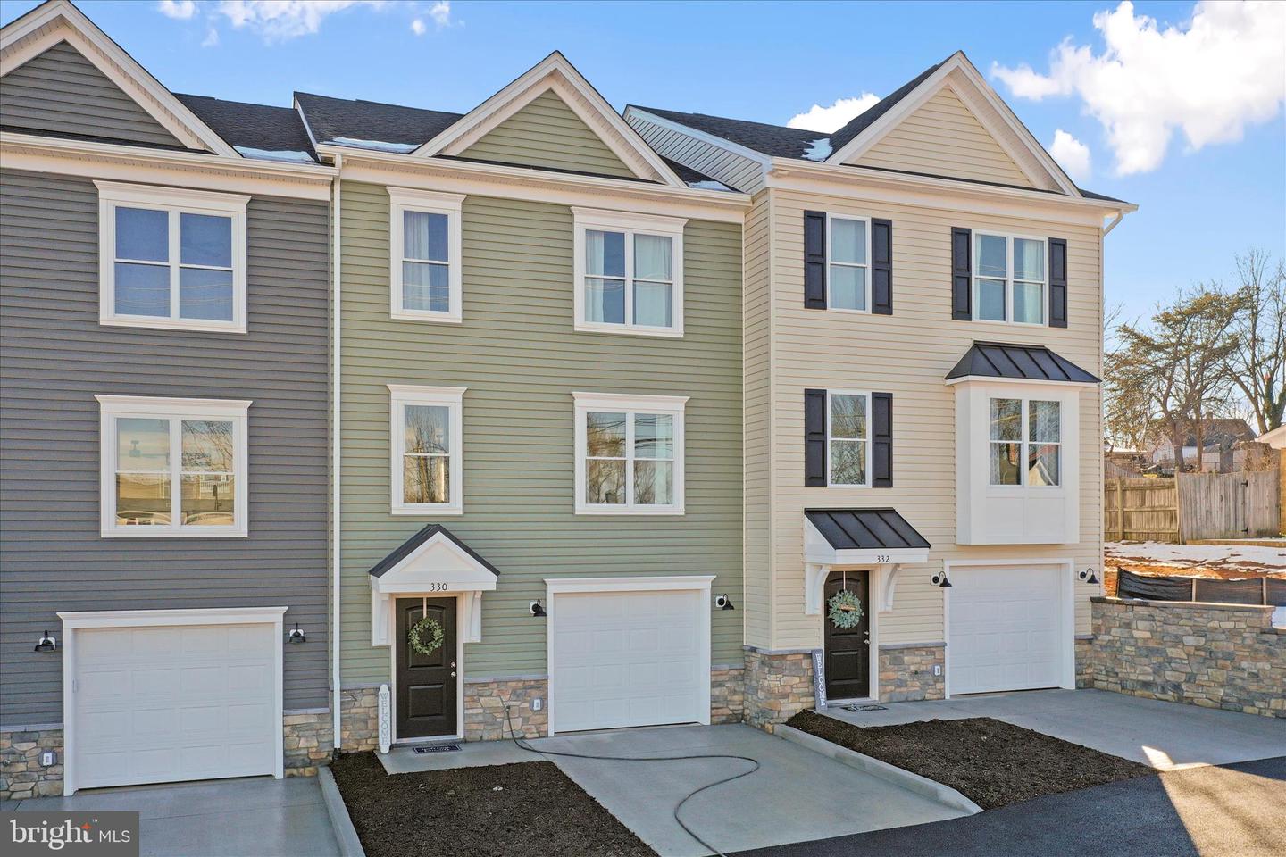 330 W 11TH, FRONT ROYAL, Virginia 22630, 3 Bedrooms Bedrooms, ,3 BathroomsBathrooms,Residential,For sale,330 W 11TH,VAWR2012696 MLS # VAWR2012696