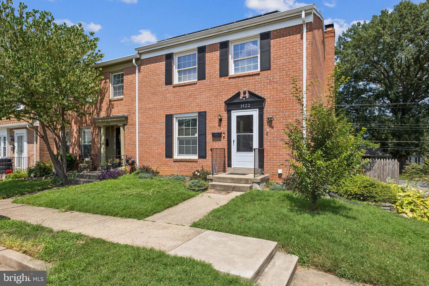 1422 FLAGSHIP DR, WOODBRIDGE, Virginia 22192, 4 Bedrooms Bedrooms, ,3 BathroomsBathrooms,Residential,For sale,1422 FLAGSHIP DR,VAPW2107170 MLS # VAPW2107170