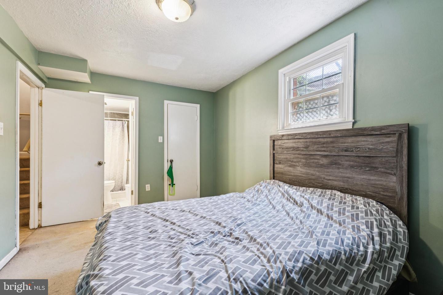 1422 FLAGSHIP DR, WOODBRIDGE, Virginia 22192, 4 Bedrooms Bedrooms, ,3 BathroomsBathrooms,Residential,For sale,1422 FLAGSHIP DR,VAPW2107170 MLS # VAPW2107170