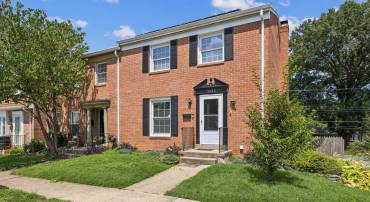 1422 FLAGSHIP DR, WOODBRIDGE, Virginia 22192, 4 Bedrooms Bedrooms, ,3 BathroomsBathrooms,Residential,For sale,1422 FLAGSHIP DR,VAPW2107170 MLS # VAPW2107170