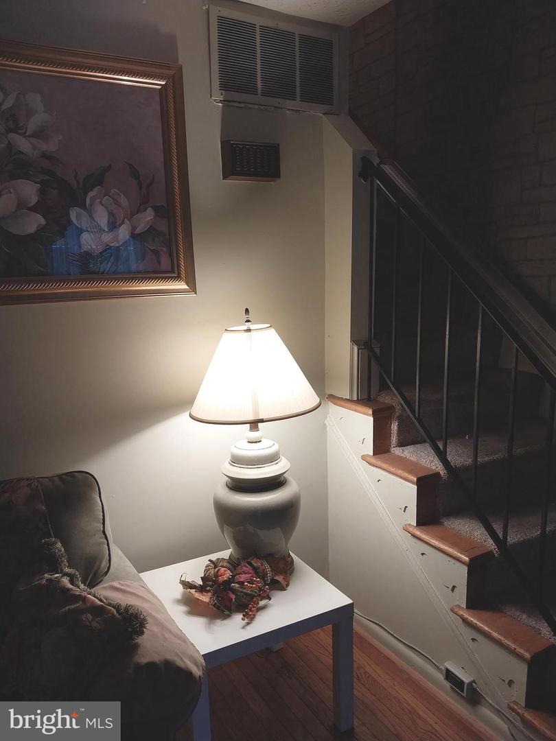 5610 CLAY PL NE, WASHINGTON, District Of Columbia 20019, 3 Bedrooms Bedrooms, ,1 BathroomBathrooms,Residential,For sale,5610 CLAY PL NE,DCDC2230154 MLS # DCDC2230154