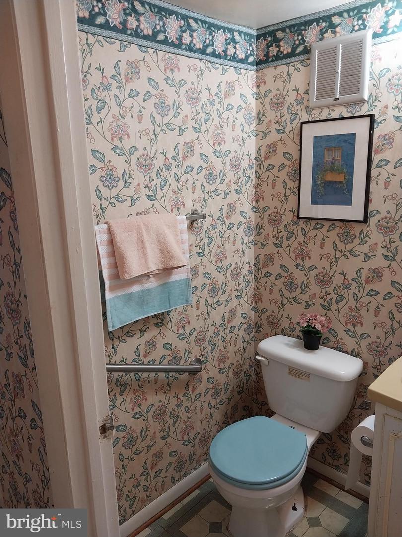 5610 CLAY PL NE, WASHINGTON, District Of Columbia 20019, 3 Bedrooms Bedrooms, ,1 BathroomBathrooms,Residential,For sale,5610 CLAY PL NE,DCDC2230154 MLS # DCDC2230154