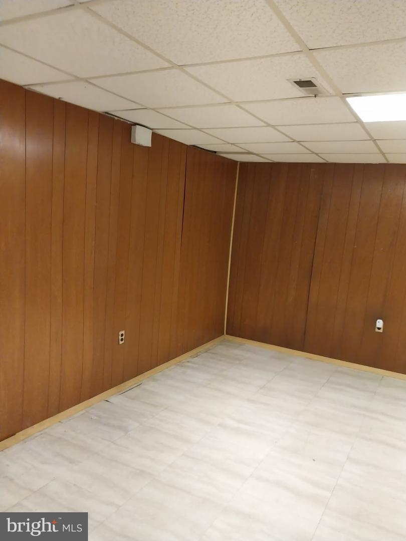 5610 CLAY PL NE, WASHINGTON, District Of Columbia 20019, 3 Bedrooms Bedrooms, ,1 BathroomBathrooms,Residential,For sale,5610 CLAY PL NE,DCDC2230154 MLS # DCDC2230154