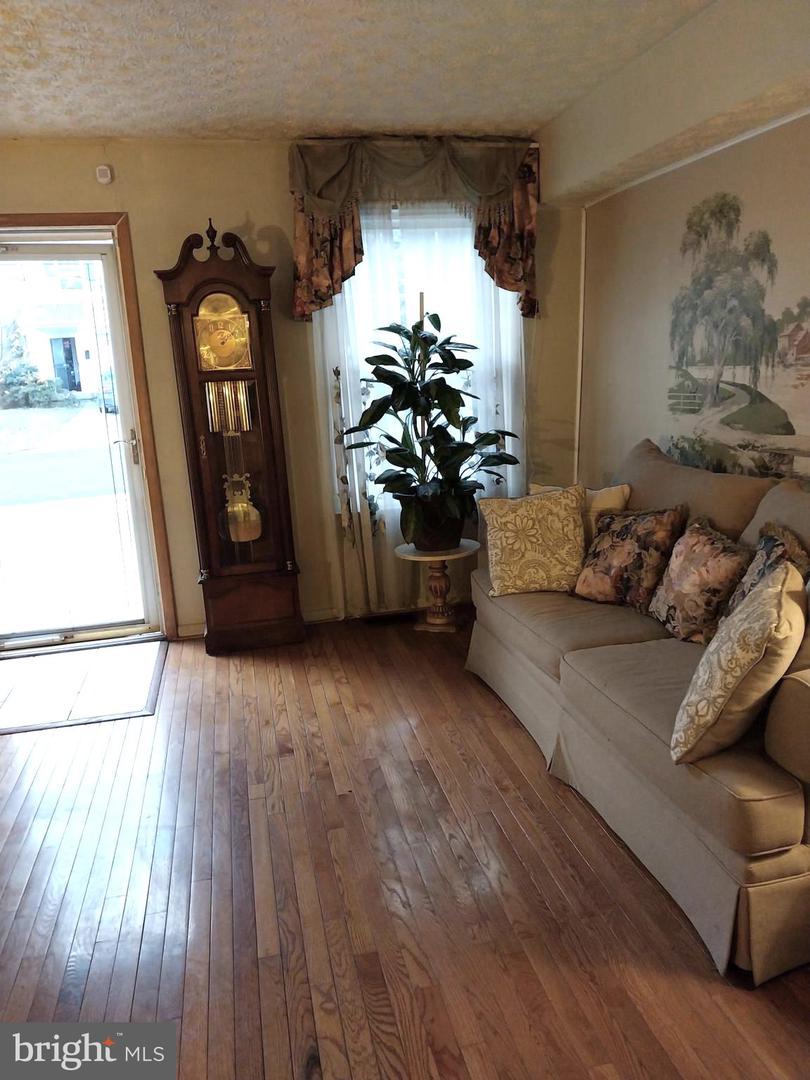 5610 CLAY PL NE, WASHINGTON, District Of Columbia 20019, 3 Bedrooms Bedrooms, ,1 BathroomBathrooms,Residential,For sale,5610 CLAY PL NE,DCDC2230154 MLS # DCDC2230154