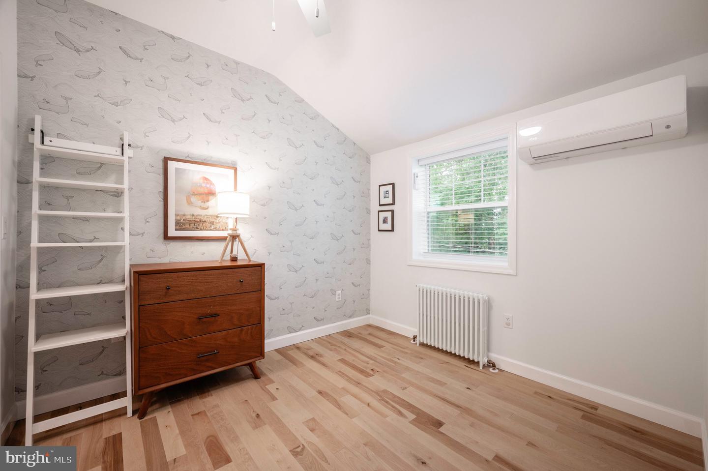 2444 S OAKLAND ST, ARLINGTON, Virginia 22206, 2 Bedrooms Bedrooms, ,2 BathroomsBathrooms,Residential,For sale,2444 S OAKLAND ST,VAAR2062104 MLS # VAAR2062104