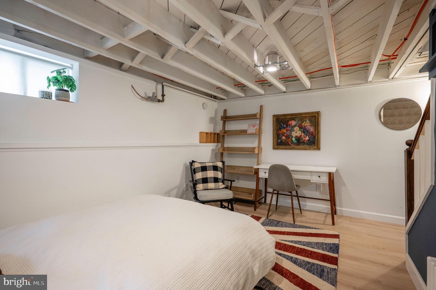 2444 S OAKLAND ST, ARLINGTON, Virginia 22206, 2 Bedrooms Bedrooms, ,2 BathroomsBathrooms,Residential,For sale,2444 S OAKLAND ST,VAAR2062104 MLS # VAAR2062104