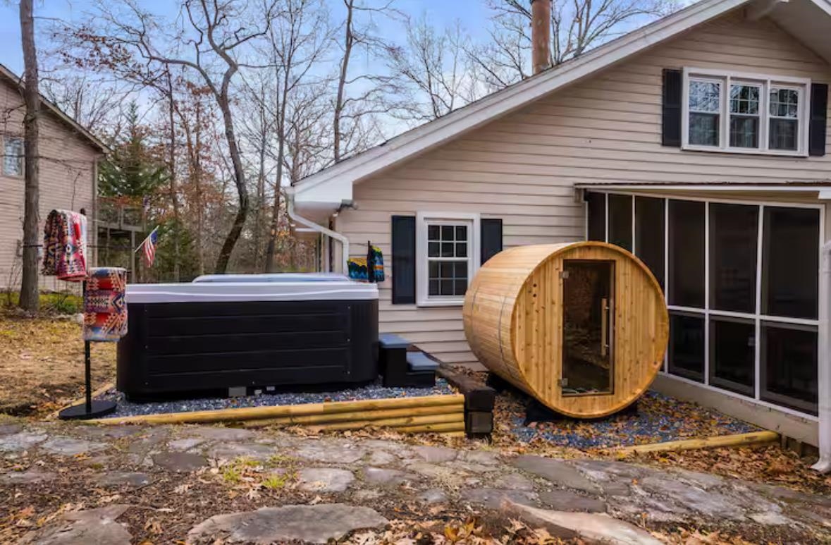 2964 HOPKINS DR, MCGAHEYSVILLE, Virginia 22840, 4 Bedrooms Bedrooms, ,2 BathroomsBathrooms,Residential,2964 HOPKINS DR,670676 MLS # 670676 2964 HOPKINS DR, MCGAHEYSVILLE, Virginia 22840, 4 Bedrooms Bedrooms, ,2 BathroomsBathrooms,Residential,2964 HOPKINS DR,670676 MLS # 670676