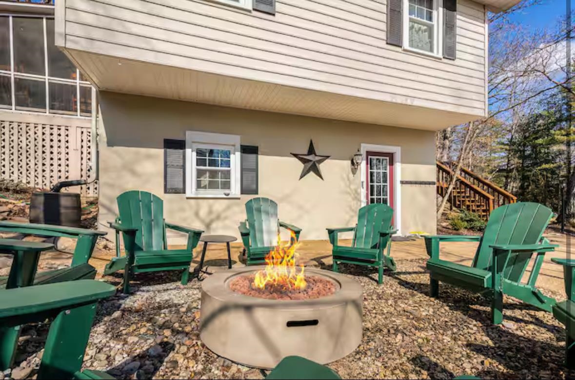 2964 HOPKINS DR, MCGAHEYSVILLE, Virginia 22840, 4 Bedrooms Bedrooms, ,2 BathroomsBathrooms,Residential,2964 HOPKINS DR,670676 MLS # 670676 2964 HOPKINS DR, MCGAHEYSVILLE, Virginia 22840, 4 Bedrooms Bedrooms, ,2 BathroomsBathrooms,Residential,2964 HOPKINS DR,670676 MLS # 670676