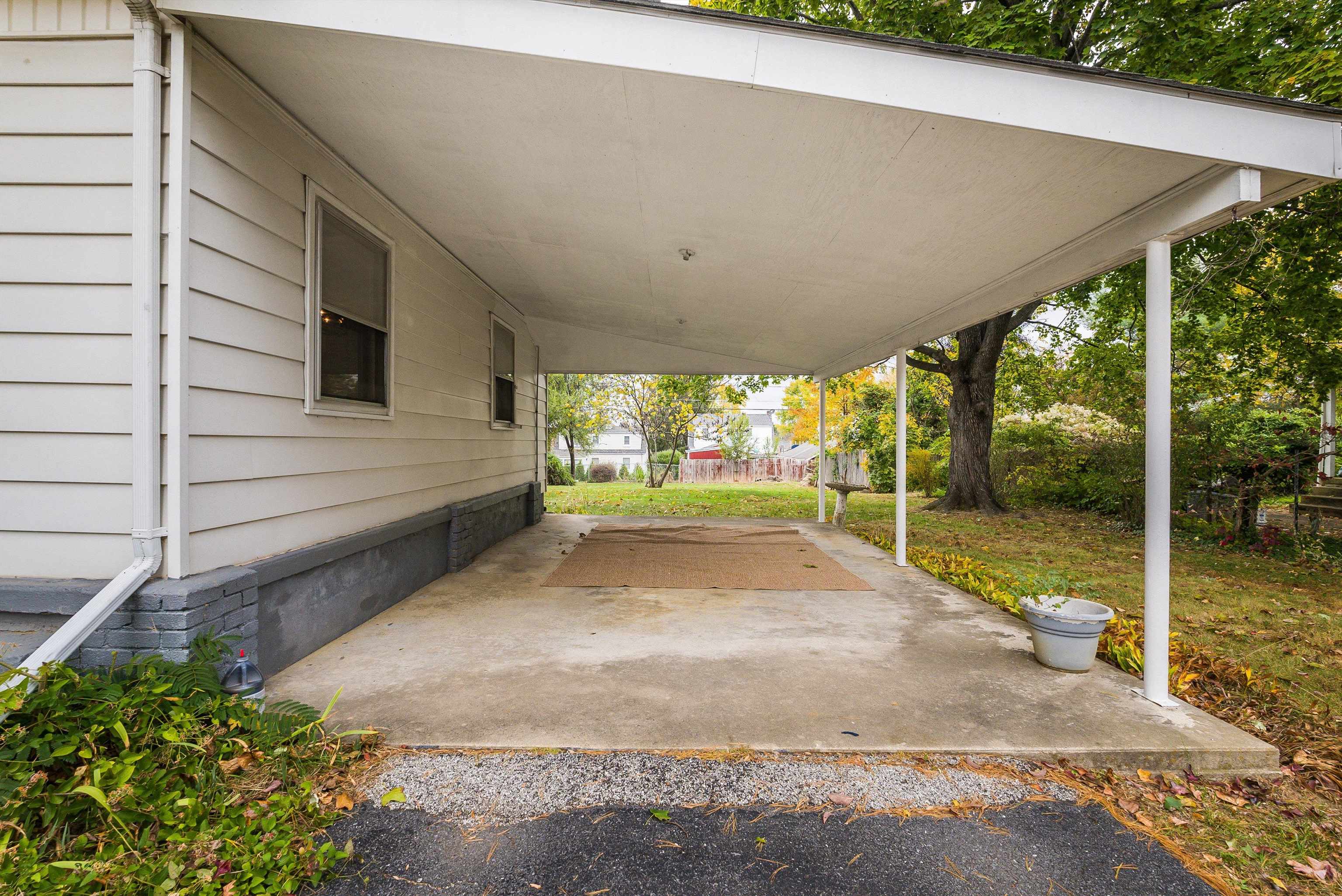 1637 MULBERRY ST, WAYNESBORO, Virginia 22980, 4 Bedrooms Bedrooms, ,2 BathroomsBathrooms,Residential,1637 MULBERRY ST,670677 MLS # 670677 1637 MULBERRY ST, WAYNESBORO, Virginia 22980, 4 Bedrooms Bedrooms, ,2 BathroomsBathrooms,Residential,1637 MULBERRY ST,670677 MLS # 670677