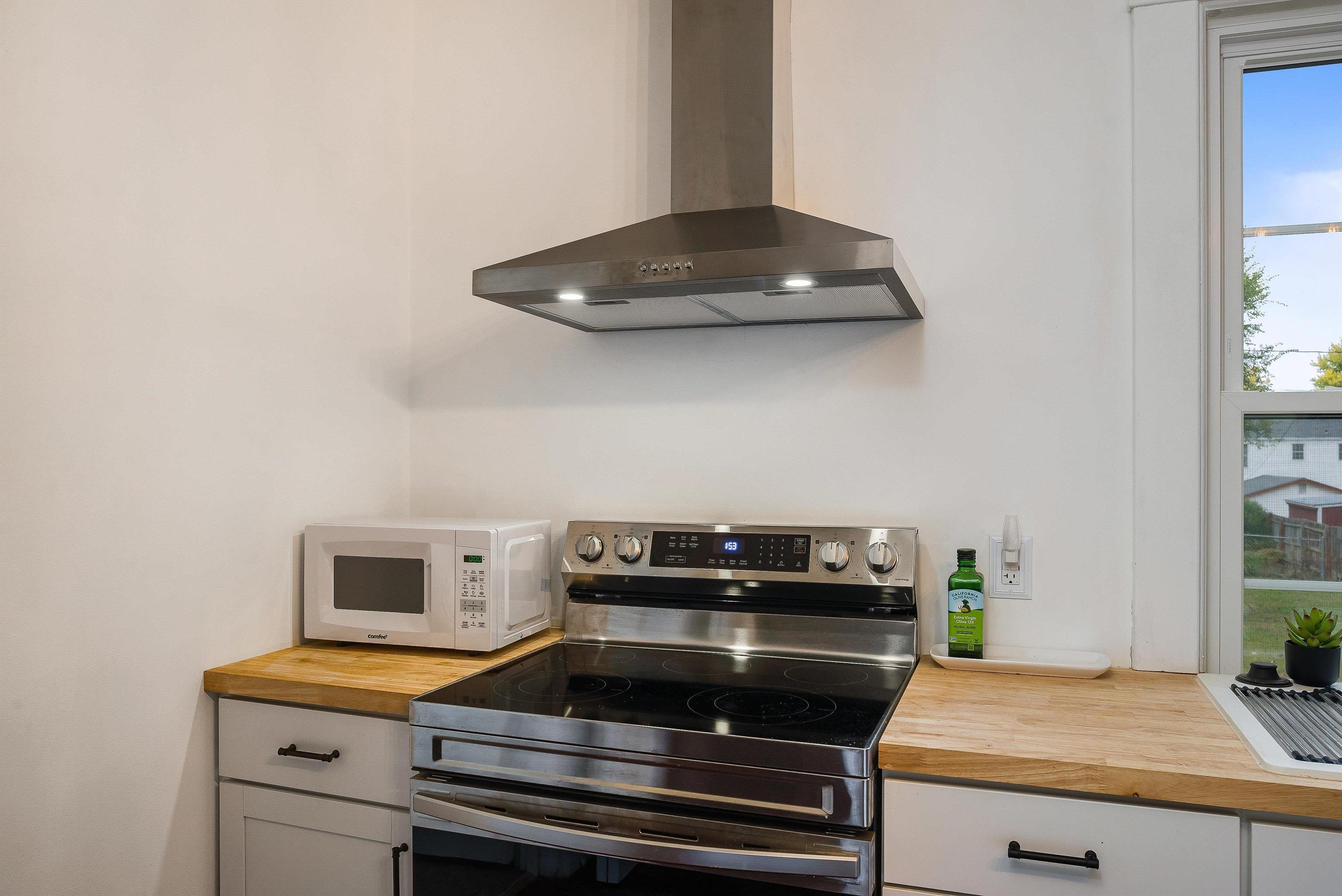 1637 MULBERRY ST, WAYNESBORO, Virginia 22980, 4 Bedrooms Bedrooms, ,2 BathroomsBathrooms,Residential,1637 MULBERRY ST,670677 MLS # 670677 1637 MULBERRY ST, WAYNESBORO, Virginia 22980, 4 Bedrooms Bedrooms, ,2 BathroomsBathrooms,Residential,1637 MULBERRY ST,670677 MLS # 670677