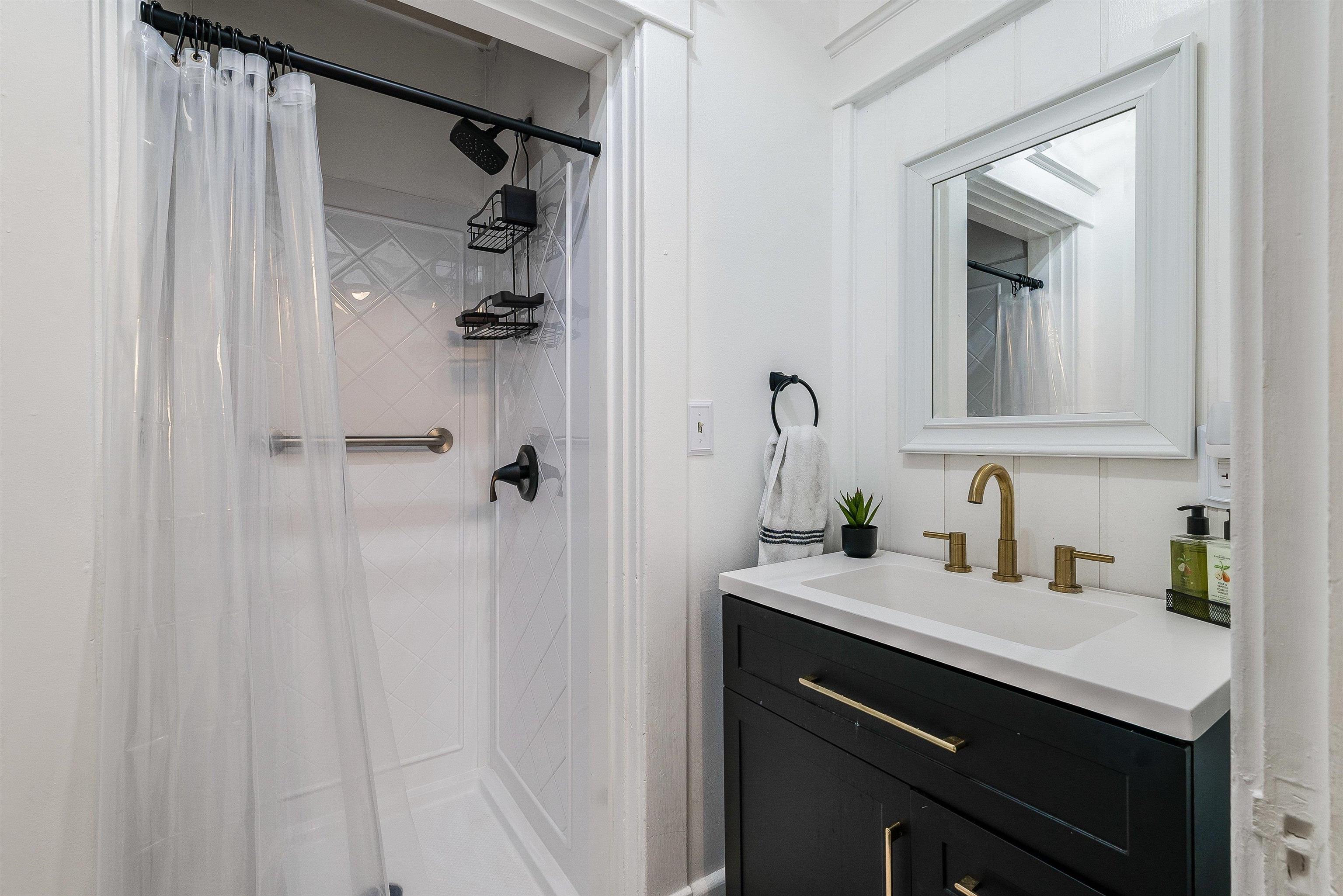 1637 MULBERRY ST, WAYNESBORO, Virginia 22980, 4 Bedrooms Bedrooms, ,2 BathroomsBathrooms,Residential,1637 MULBERRY ST,670677 MLS # 670677 1637 MULBERRY ST, WAYNESBORO, Virginia 22980, 4 Bedrooms Bedrooms, ,2 BathroomsBathrooms,Residential,1637 MULBERRY ST,670677 MLS # 670677