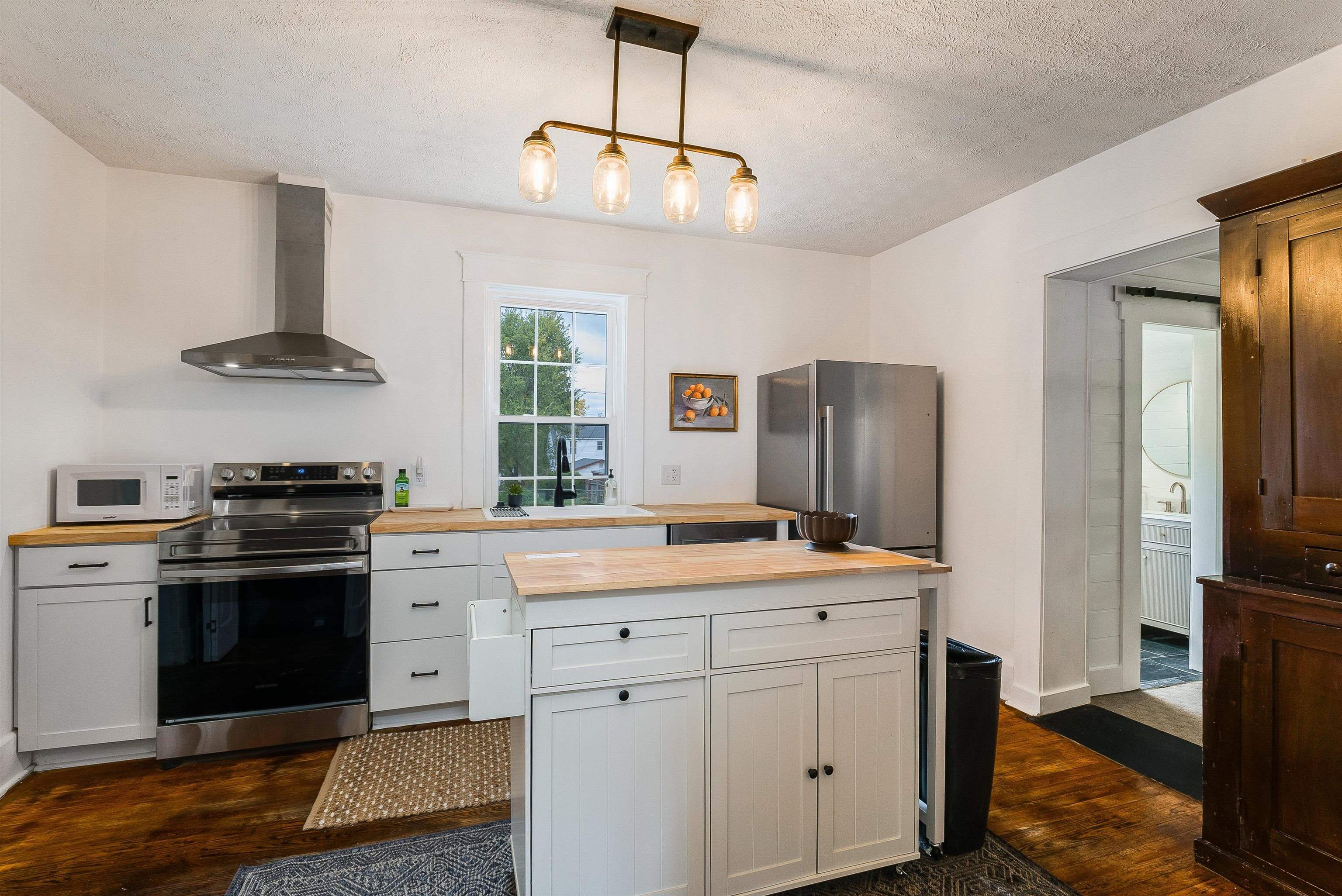 1637 MULBERRY ST, WAYNESBORO, Virginia 22980, 4 Bedrooms Bedrooms, ,2 BathroomsBathrooms,Residential,1637 MULBERRY ST,670677 MLS # 670677 1637 MULBERRY ST, WAYNESBORO, Virginia 22980, 4 Bedrooms Bedrooms, ,2 BathroomsBathrooms,Residential,1637 MULBERRY ST,670677 MLS # 670677