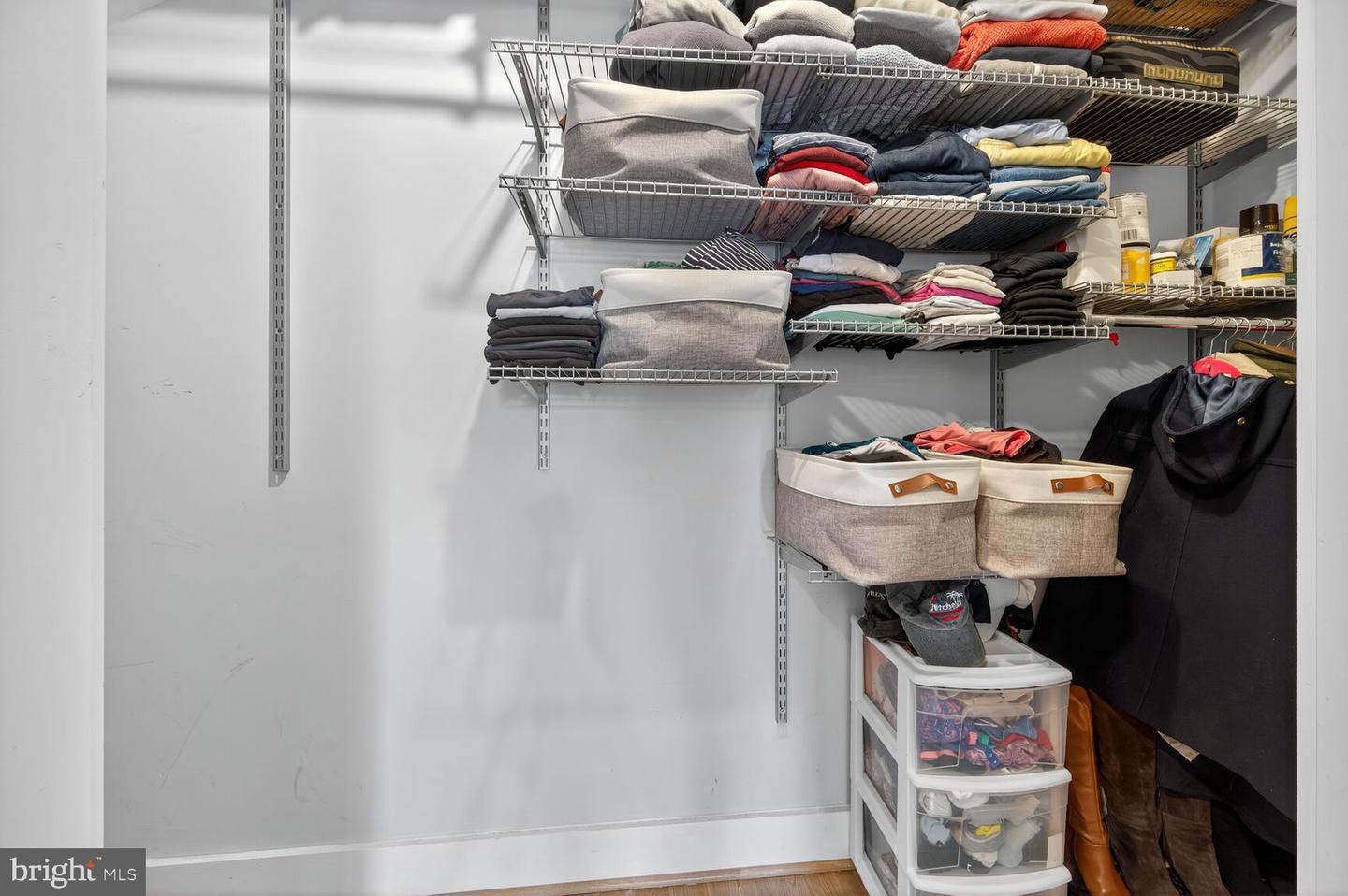 1514 K ST SE #2, WASHINGTON, District Of Columbia 20003, 2 Bedrooms Bedrooms, 5 Rooms Rooms,1 BathroomBathrooms,Residential,For sale,1514 K ST SE #2,DCDC2221668 MLS # DCDC2221668