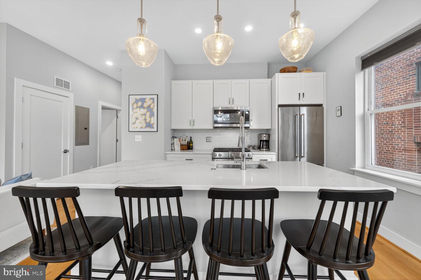 1514 K ST SE #2, WASHINGTON, District Of Columbia 20003, 2 Bedrooms Bedrooms, 5 Rooms Rooms,1 BathroomBathrooms,Residential,For sale,1514 K ST SE #2,DCDC2221668 MLS # DCDC2221668