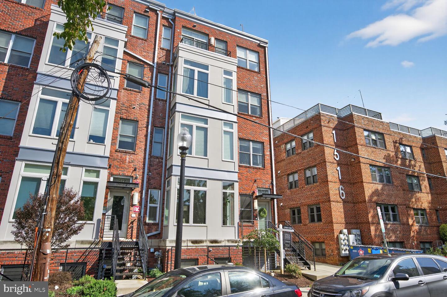 1514 K ST SE #2, WASHINGTON, District Of Columbia 20003, 2 Bedrooms Bedrooms, 5 Rooms Rooms,1 BathroomBathrooms,Residential,For sale,1514 K ST SE #2,DCDC2221668 MLS # DCDC2221668