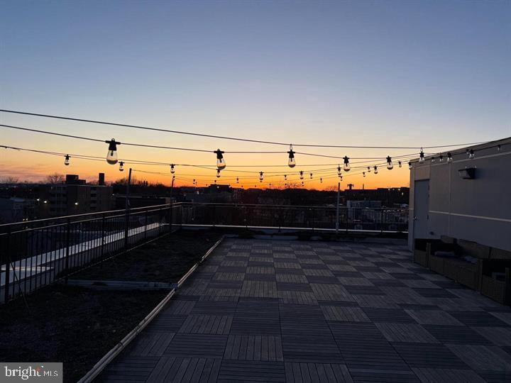 1514 K ST SE #2, WASHINGTON, District Of Columbia 20003, 2 Bedrooms Bedrooms, 5 Rooms Rooms,1 BathroomBathrooms,Residential,For sale,1514 K ST SE #2,DCDC2221668 MLS # DCDC2221668