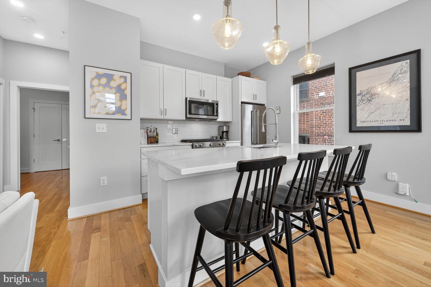 1514 K ST SE #2, WASHINGTON, District Of Columbia 20003, 2 Bedrooms Bedrooms, 5 Rooms Rooms,1 BathroomBathrooms,Residential,For sale,1514 K ST SE #2,DCDC2221668 MLS # DCDC2221668