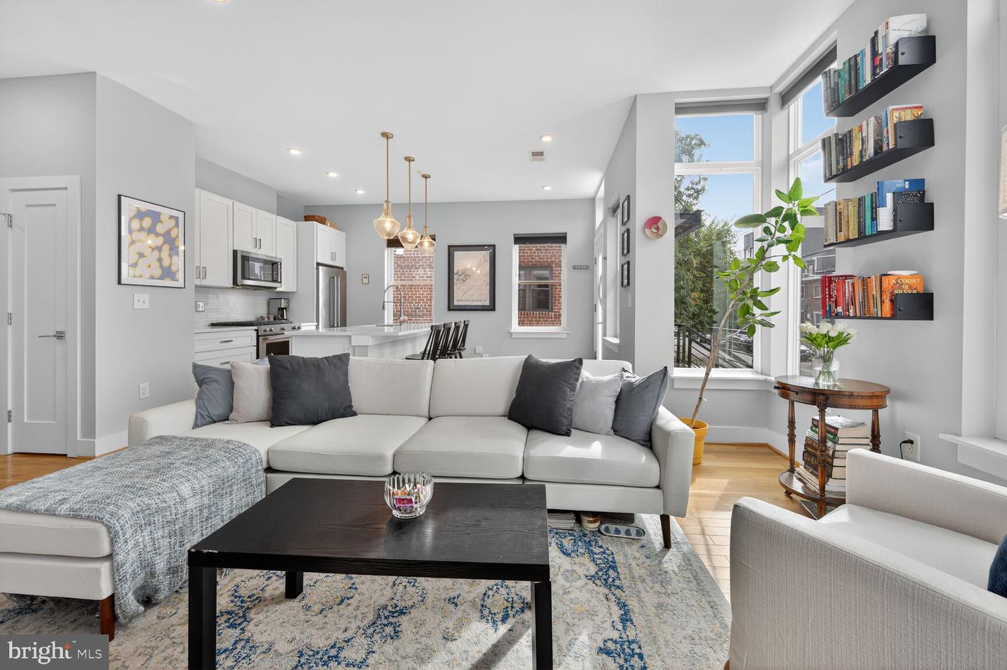 1514 K ST SE #2, WASHINGTON, District Of Columbia 20003, 2 Bedrooms Bedrooms, 5 Rooms Rooms,1 BathroomBathrooms,Residential,For sale,1514 K ST SE #2,DCDC2221668 MLS # DCDC2221668