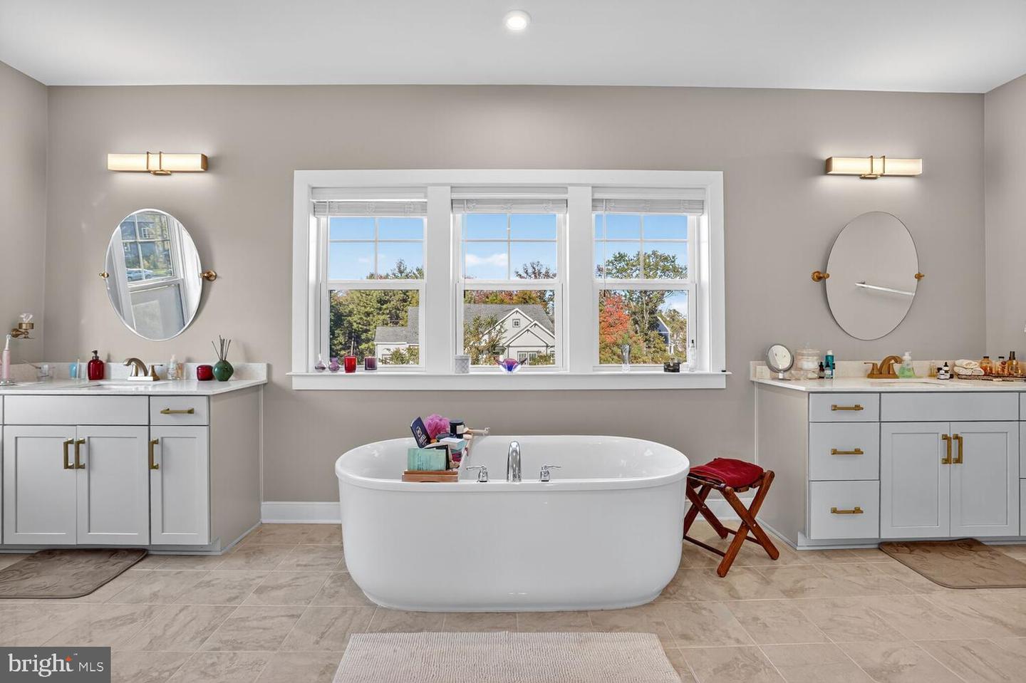 40925 ARCADIAN POND CT, ALDIE, Virginia 20105, 5 Bedrooms Bedrooms, ,4 BathroomsBathrooms,Residential,For sale,40925 ARCADIAN POND CT,VALO2109354 MLS # VALO2109354